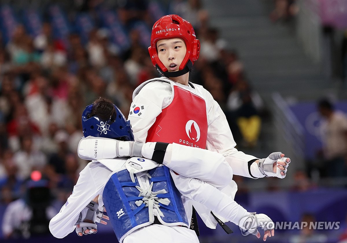 NBA杯：乌度卡申京狂喷裁判均被驱逐 格林28+7火箭遭国王逆转
