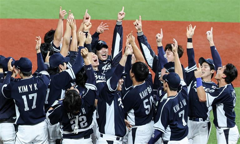 皇马、米兰时隔14年欧冠再交手，此前15次交锋各赢6次