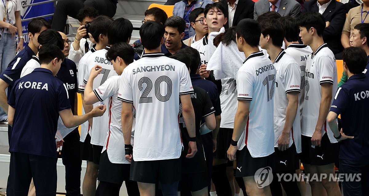 圣保利vs云达不莱梅全场数据：射门数15-8，射正数4-4