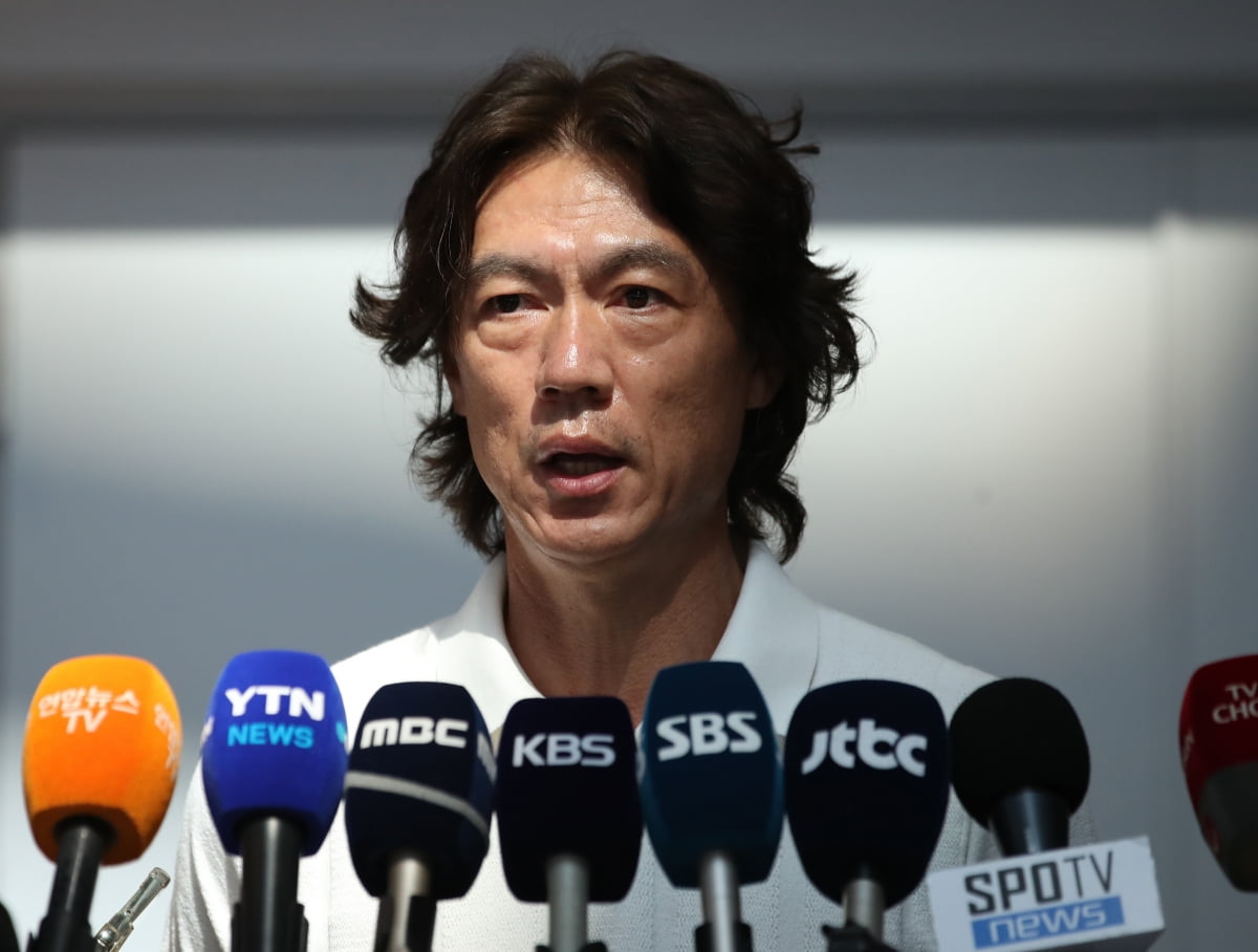 世体：聚勒基本无缘出战巴萨，布兰特和阿德耶米可能回归