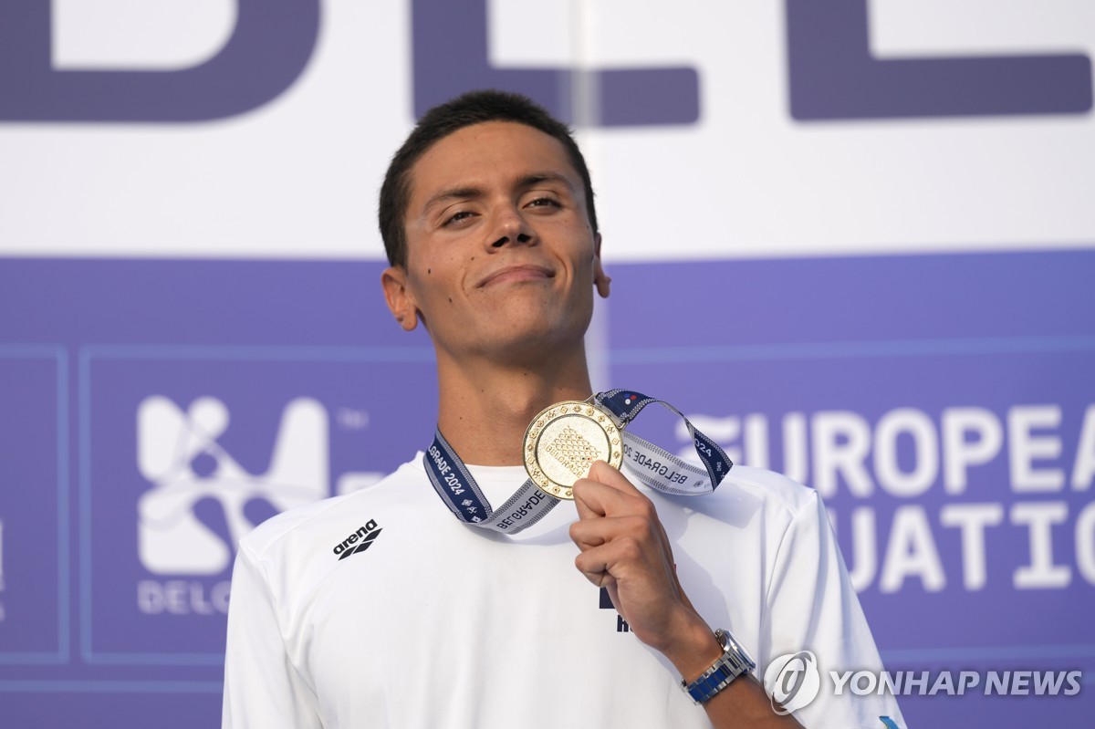 意天空：那不勒斯即将与梅雷特签下新合同 K77的续约谈判还在进行中